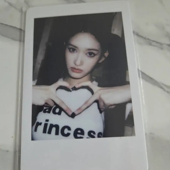 [BUNJANG] IVE LeeSeo WithMuu Secret Photocard / 아이브 시크릿 위드뮤 럭드 3차 폴라 이서