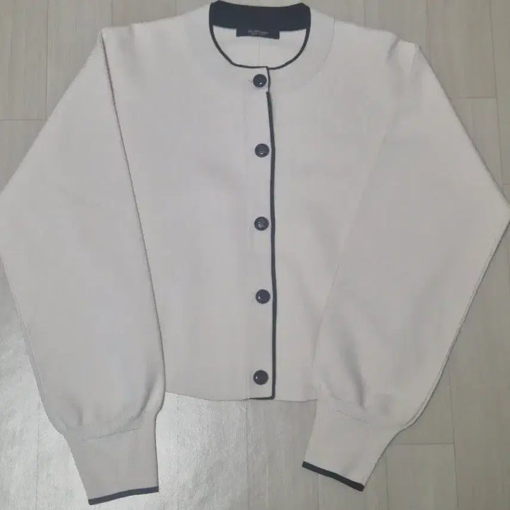 [BUNJANG] JILLSTUART Ivory Cardigan / 질스튜어트 아이보리 가디건 새상품