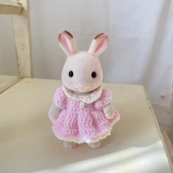 [BUNJANG] Sylvanian Families Knitted Pink Dress Doll Set / 실바니안 뜨개원피스 <인형포함>