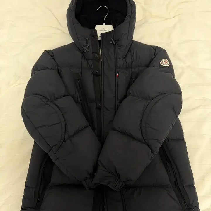 [BUNJANG] Moncler Obert Down Jacket / 몽클레어 오베르트 obert 1
