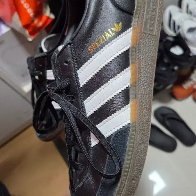 [BUNJANG] Adidas Spezial Sneakers 265 / 아디다스 스페지알 265