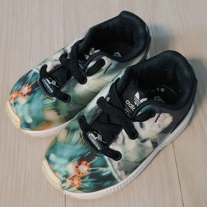 [BUNJANG] Adidas Kids Torsion Sneakers / 아디다스 키즈 토션 운동화