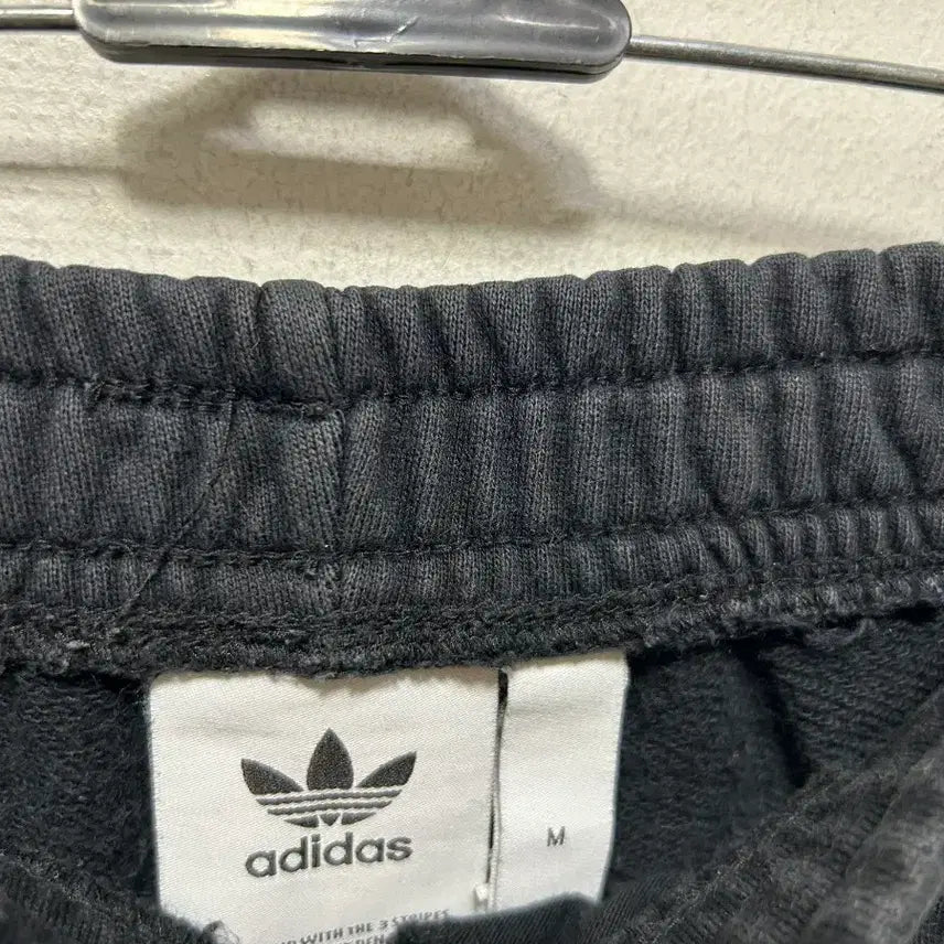 [BUNJANG] Adidas Three Stripes Training Pants Black M / 아디다스 삼선 트레이닝 바지 블랙 M