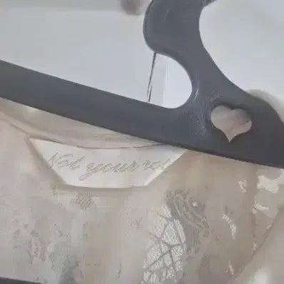 [BUNJANG] Not Your Rose Blouse / 낫유어로즈 not your rose 정품 블라우스