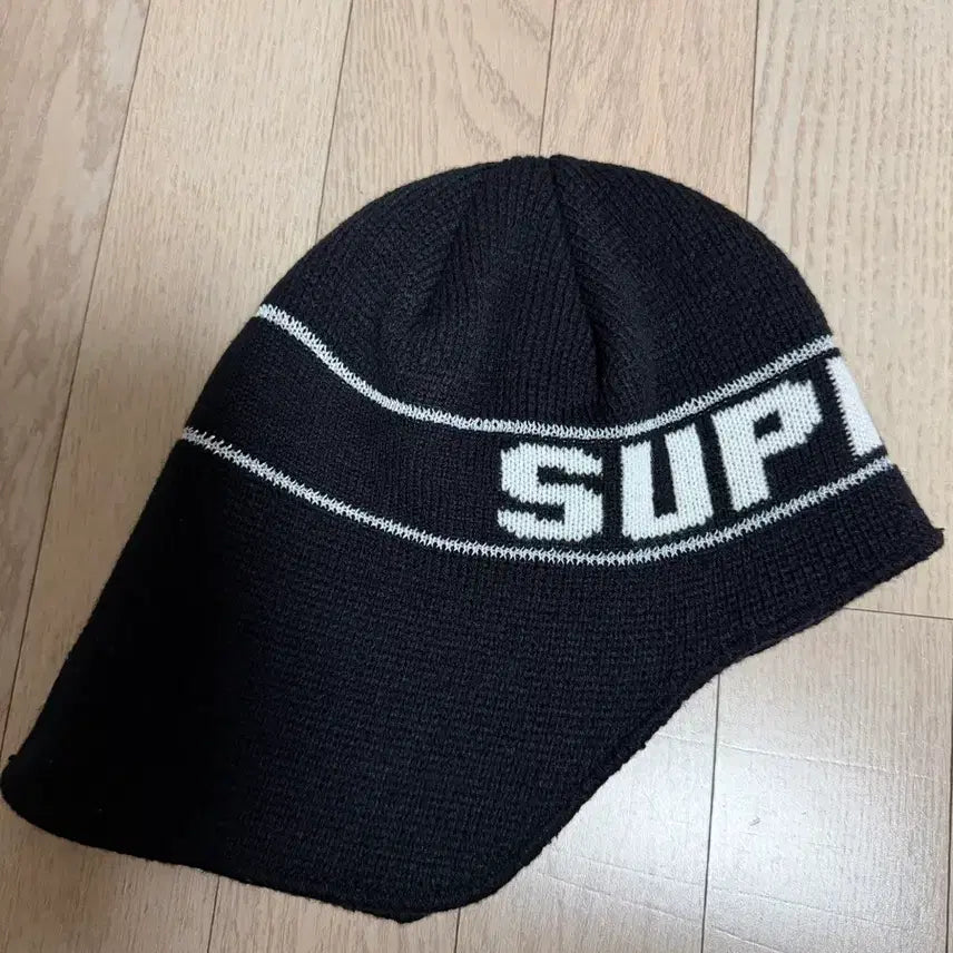 [BUNJANG] Supreme 23FW Earflap Beanie / 슈프림 이어플랩 비니 블랙 - 23FW 블랙