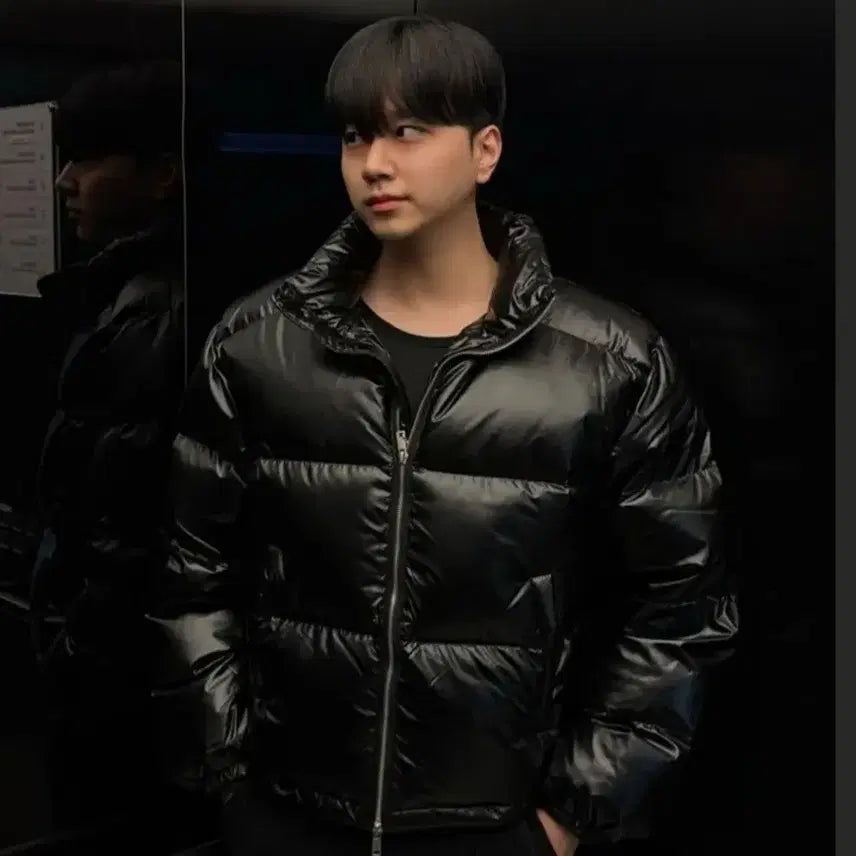 [BUNJANG] Black Glossy Padded Jumper / 블랙 광택 패딩 점퍼