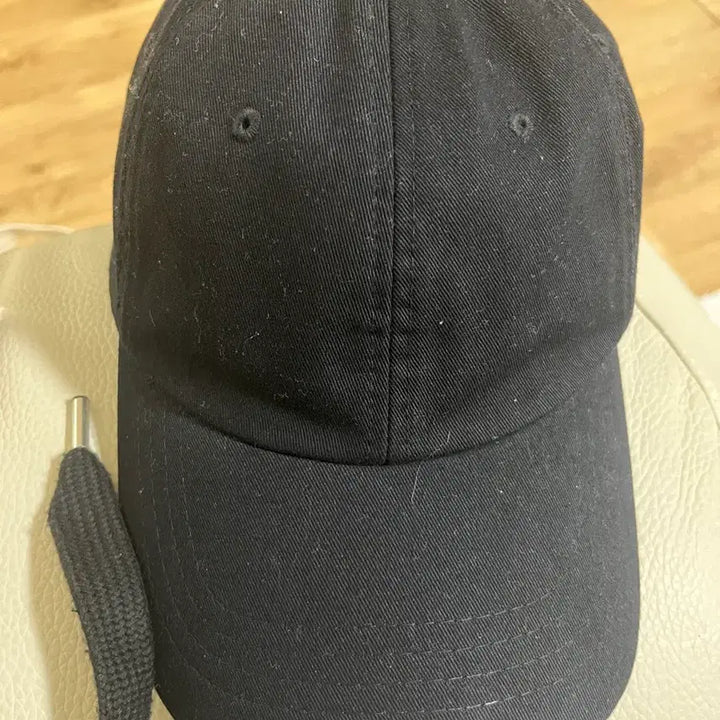 [BUNJANG] PMO Black Long Strap Cap / 피마원 블랙 롱스크랩 캡