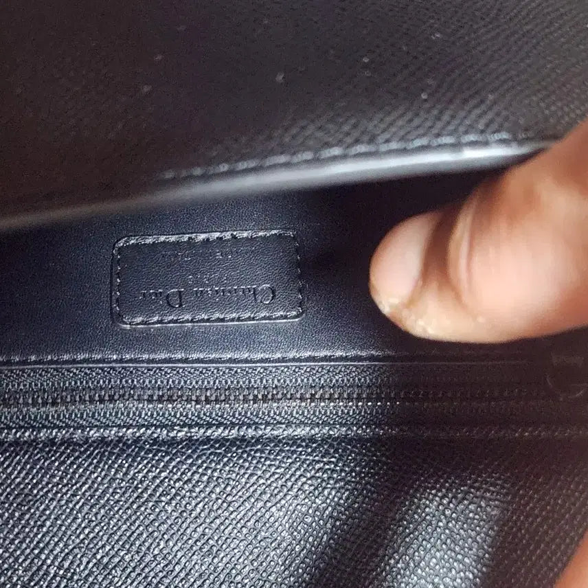 [BUNJANG] Dior CD Black Leather Flap Bag / 디올 CD 블랙 레더 플랩백