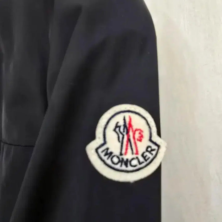 [BUNJANG] Moncler Distelhorn Black Windbreaker Jacket / 몽클레어 디스텔론 블랙 바람막이 3사이즈