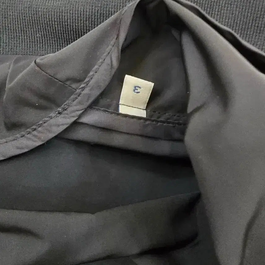 [BUNJANG] Moncler Distelhorn Black Windbreaker Jacket / 몽클레어 디스텔론 블랙 바람막이 3사이즈