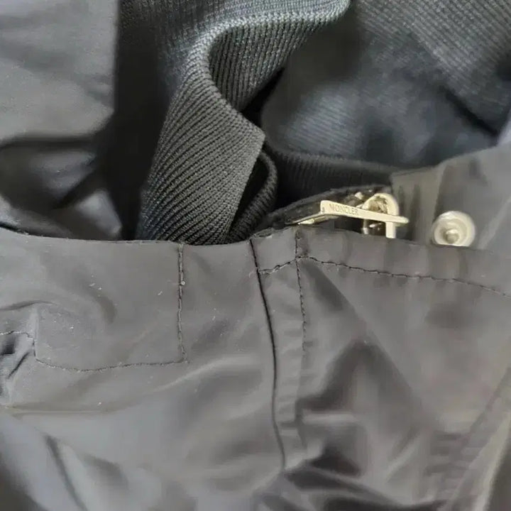 [BUNJANG] Moncler Distelhorn Black Windbreaker Jacket / 몽클레어 디스텔론 블랙 바람막이 3사이즈