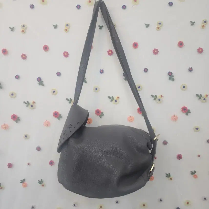 [BUNJANG] Christian Lacroix Leather Backpack/Shoulder Bag / 크리스찬라크르와 가방 백팩 숄더 가능