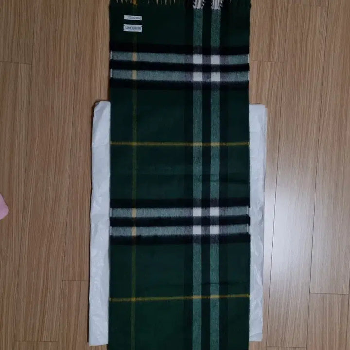[BUNJANG] Burberry Cashmere Scarf Green / 버버리 캐시미어 머플러 그린 초록색 정품 목도리