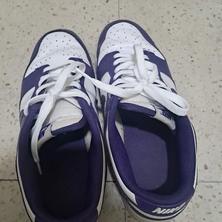 [BUNJANG] Nike Dunk Low Court Purple (Size 275) Sneakers / 덩크로우 코트퍼플 275