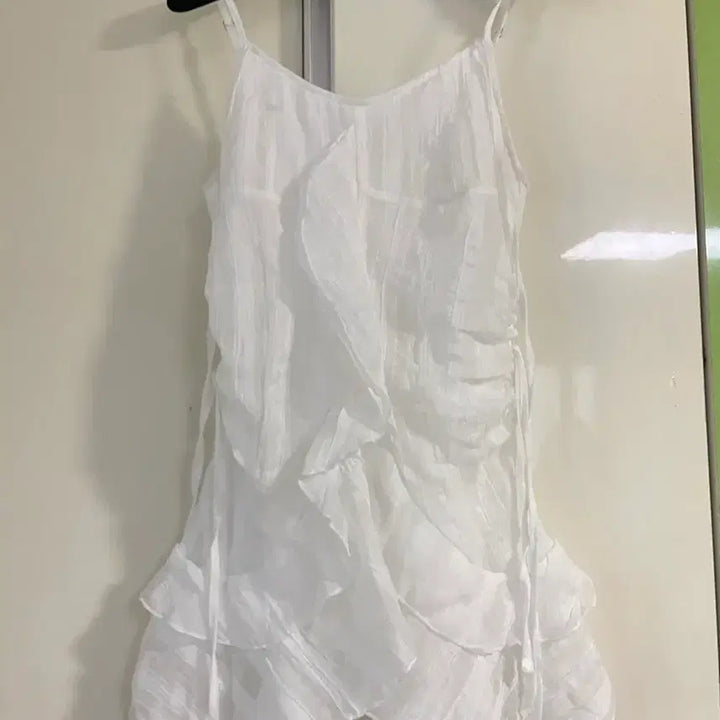 [BUNJANG] White Frill Mini Dress / 화이트 프릴 끈 원피스 미니 원피스 발레코어룩