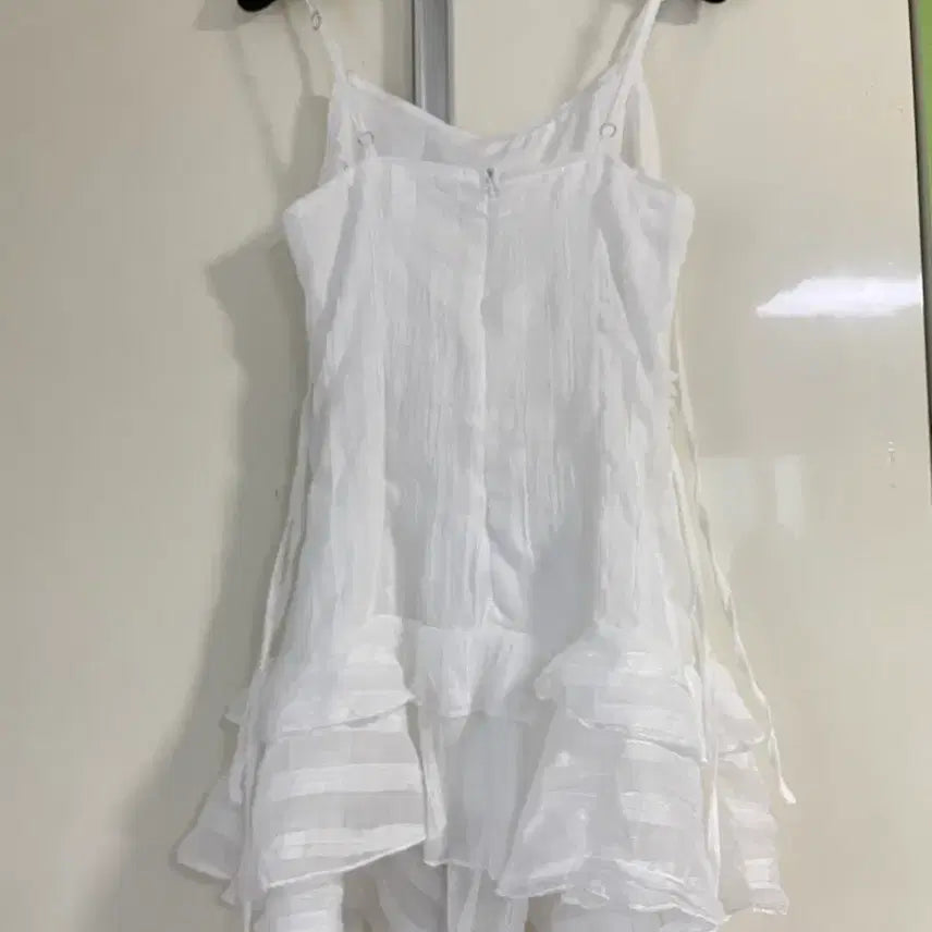 [BUNJANG] White Frill Mini Dress / 화이트 프릴 끈 원피스 미니 원피스 발레코어룩