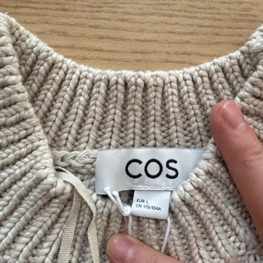 [BUNJANG] COS Cable Knit Sweater Ivory L / COS 코스 케이블 니트 스웨터 아이보리 새상품 L