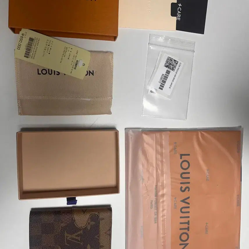 [BUNJANG] Louis Vuitton Nigo Collaboration Organizer / 루이비통 오거나이저 [니고 콜라보]