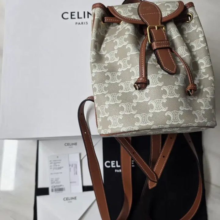 [BUNJANG] Celine Folco Backpack Greige / 셀린느 폴코 백팩 그레주 컬러