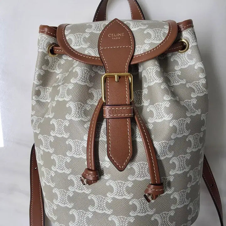 [BUNJANG] Celine Folco Backpack Greige / 셀린느 폴코 백팩 그레주 컬러