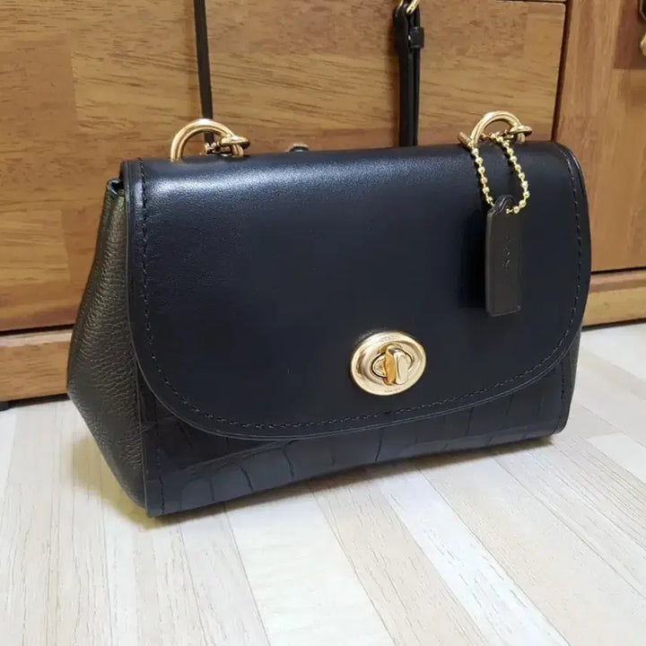 [BUNJANG] Coach Faye Crossbody Bag / (새상품)코치 페이 크로스백