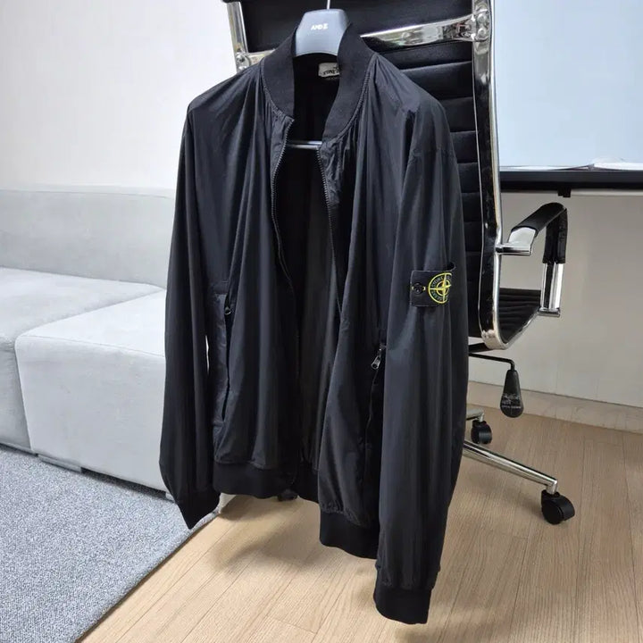 [BUNJANG] Stone Island Skin Touch Bomber Jacket / [XXL] 스톤아일랜드 스킨터치 봄버 자켓