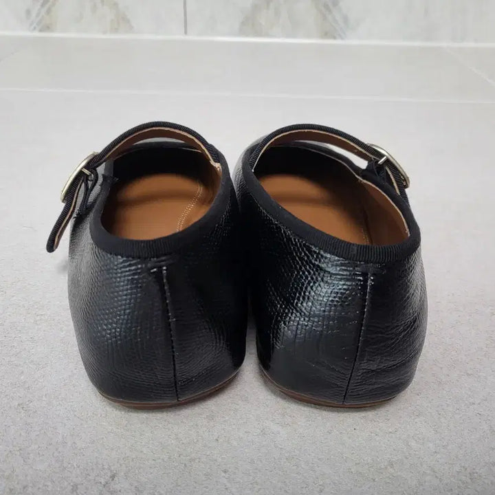 [BUNJANG] Lanvin Collection Flat Shoes / 랑방컬렉션 플랫 슈즈(사진 도용시 법적조치)
