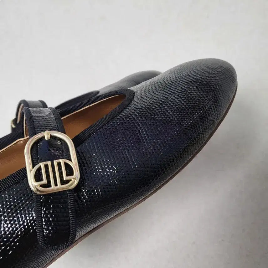 [BUNJANG] Lanvin Collection Flat Shoes / 랑방컬렉션 플랫 슈즈(사진 도용시 법적조치)