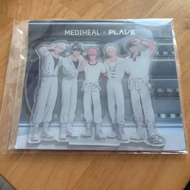 MEDIHEAL x PLAVE 아크릴 스탠드 미개봉