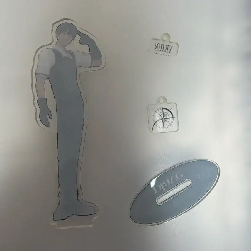 플레이브 예준 웨이포럽 W4L 아크릴 스탠드