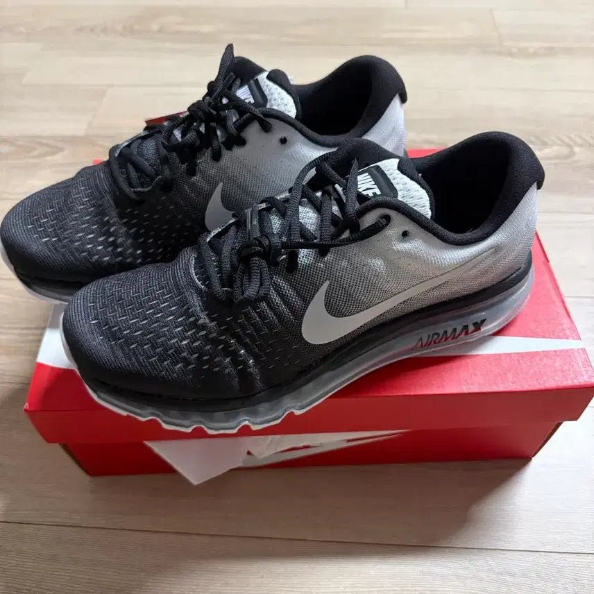 [BUNJANG] Nike Air Max 2017 Sneakers / 나이키 정품 에어맥스 2017 새제품 265사이즈