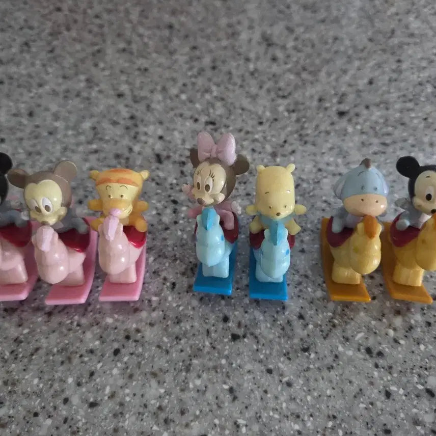 디즈니 목마 피규어