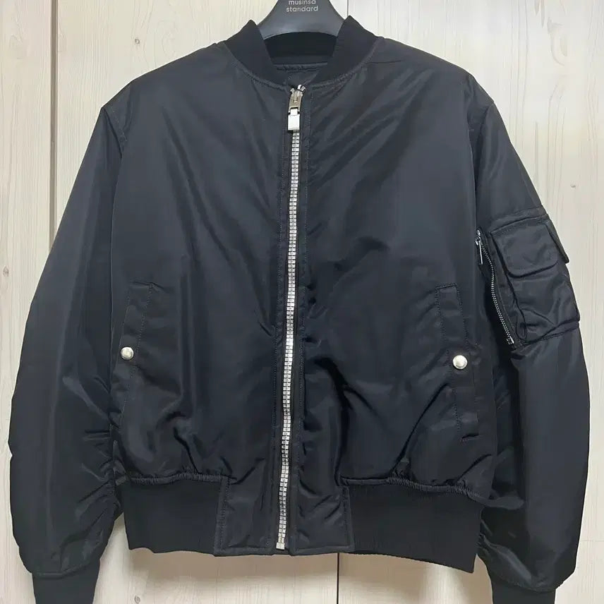 [BUNJANG] Givenchy Cargo Bomber Jacket / 지방시 탄창 카고 백로고 봄버 ma-1 48사이즈