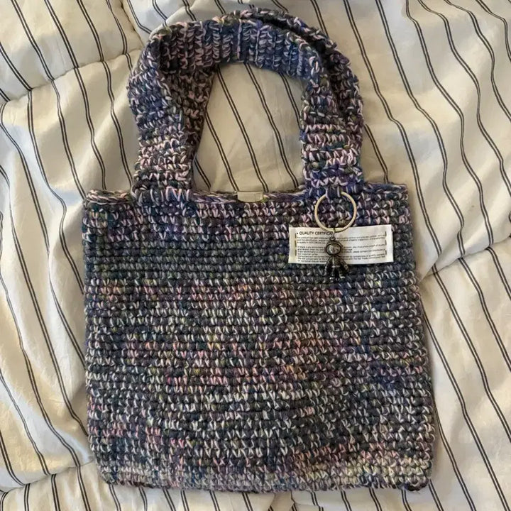 [BUNJANG] Handmade Knitted Tote Bag with Astronaut Keyring / [핸드메이드] 수제 뜨개질 토트백 믹스컬러 + 우주인키링