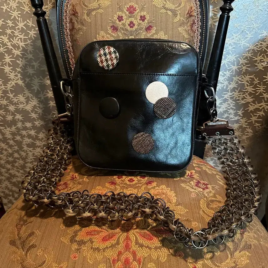 [BUNJANG] Stephen Cook Button Chain Bag / 스테판쿡 가방, 백, 버튼 체인 백