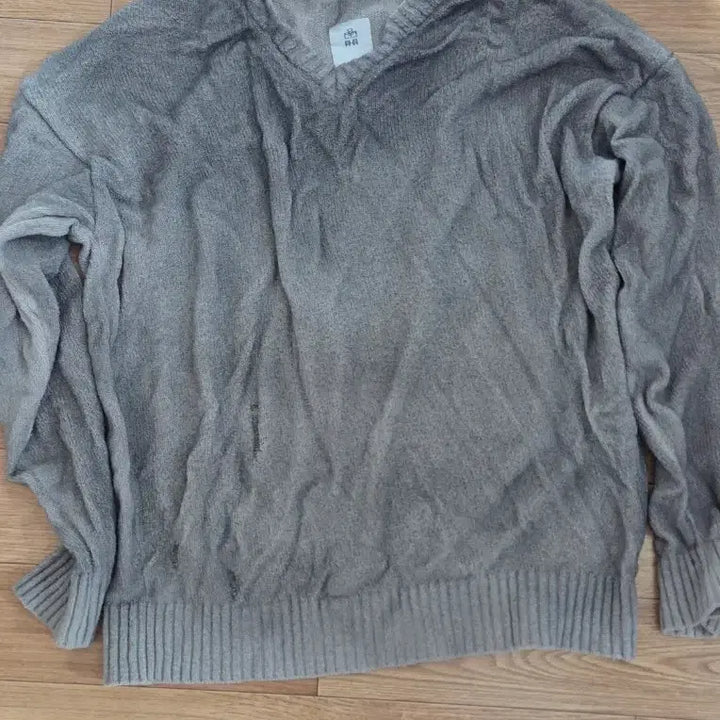 [BUNJANG] Polytelu V-neck Khaki Gray Dress / 폴리테루 브이넥 카키그레이 2