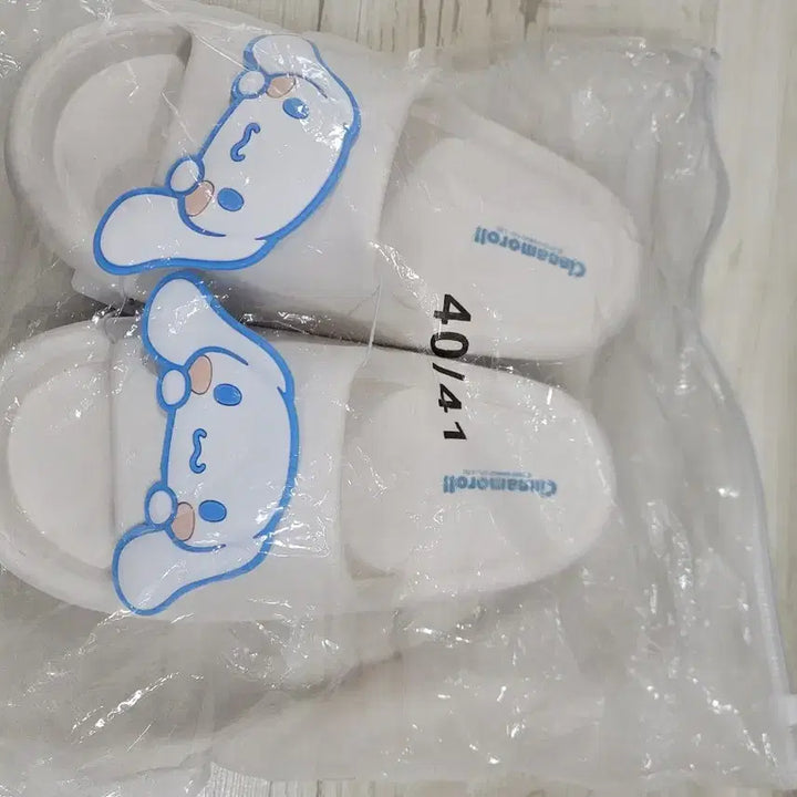 [SOLD OUT] 산리오 시나모롤 슬리퍼(새상품)