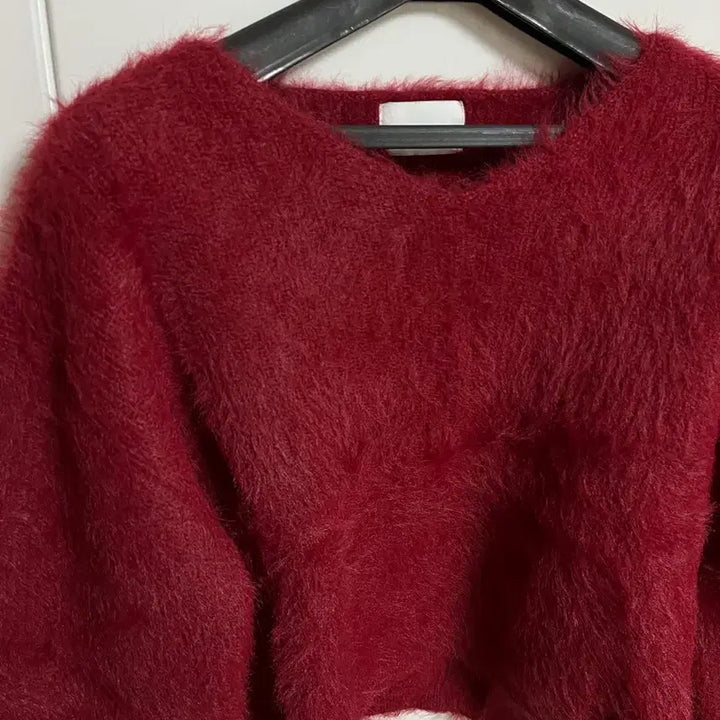 [BUNJANG] Mongdol Hairly Angora Knit Red / 몽돌 헤어리 앙고라 니트 레드