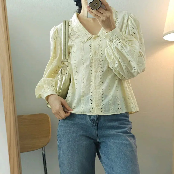 [BUNJANG] Soding Bread V-Neck Blouse / (F)쏘딩키브레드 여성 블라우스 카라 브이넥 펀칭 버터 G19W2114