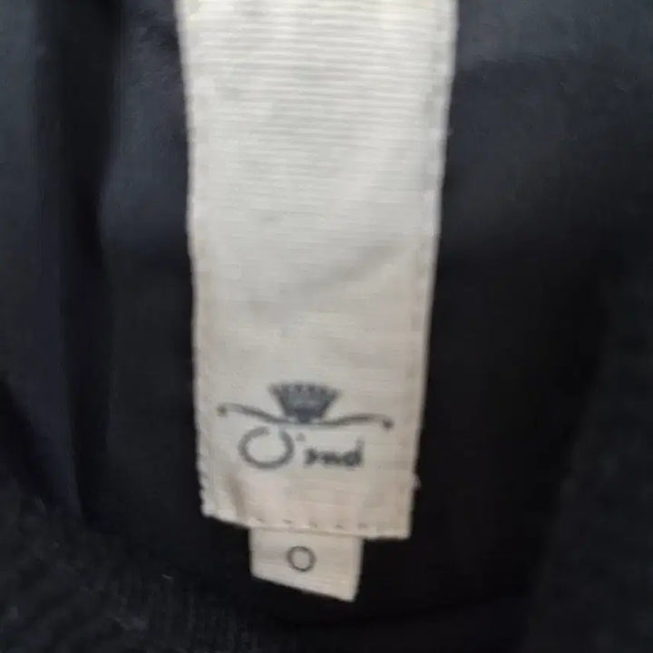 [BUNJANG] O'z Second Black Lace Point Knit Top / [오즈쎄컨드]블랙 레이스 포인트 니트 긴팔