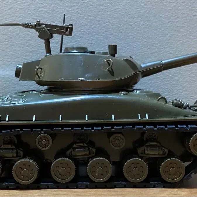 [BUNJANG] Sanwa Model M24 Tank Motorized Plastic Model / (오늘까지만 판매) 산와모형 M24 전차 모터라이즈 고전프라