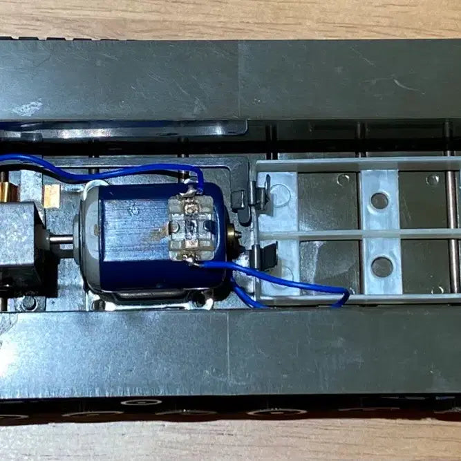 [BUNJANG] Sanwa Model M24 Tank Motorized Plastic Model / (오늘까지만 판매) 산와모형 M24 전차 모터라이즈 고전프라