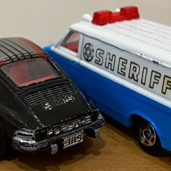 [BUNJANG] Tomica Porsche 911S &amp; Chevrolet Chevy Van Set / 토미카 일본제 포르쉐 911S, 쉐보레 쉐비밴 2대 세트 수집품 장식품