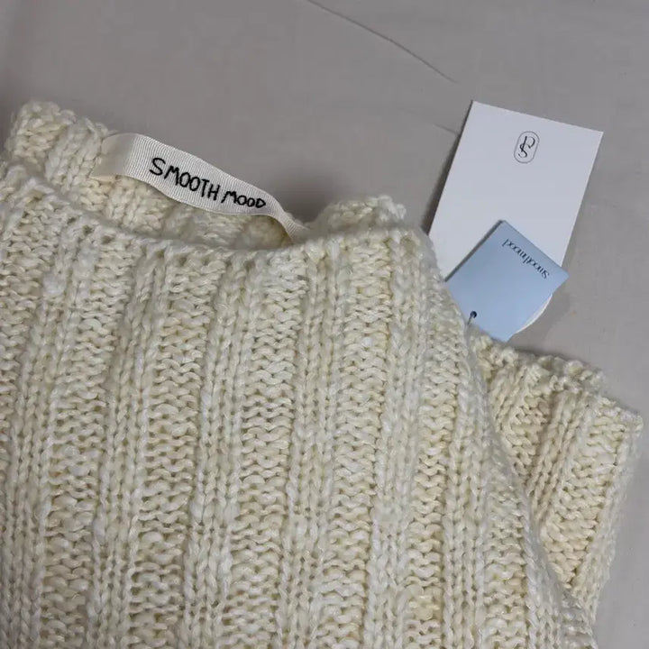 [BUNJANG] Smooth Mood Narke Sweater Cream / 스무드무드 Narke Sweater Cream