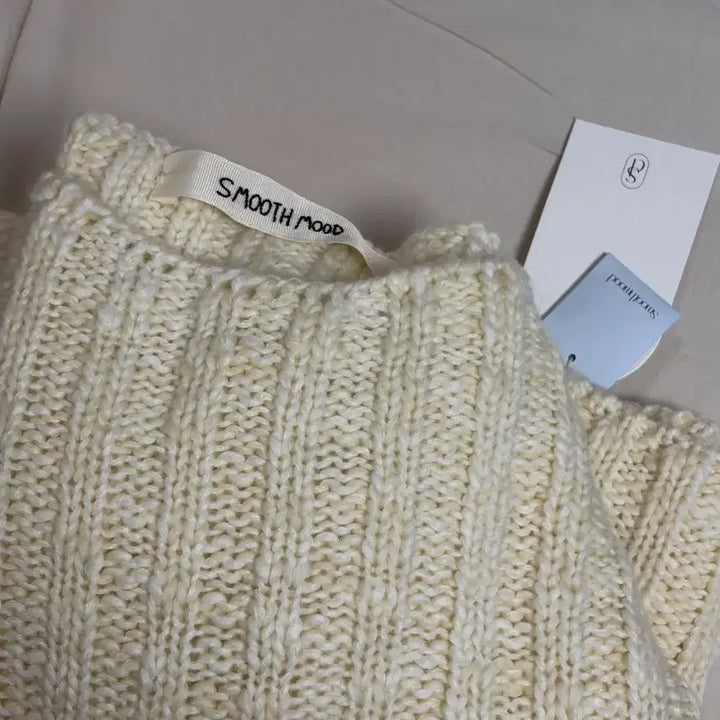 [BUNJANG] Smooth Mood Narke Sweater Cream / 스무드무드 Narke Sweater Cream