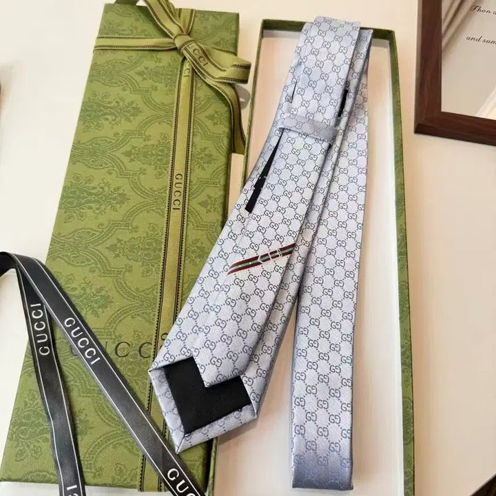 [BUNJANG] Gucci Tie - New / 구찌 넥타이