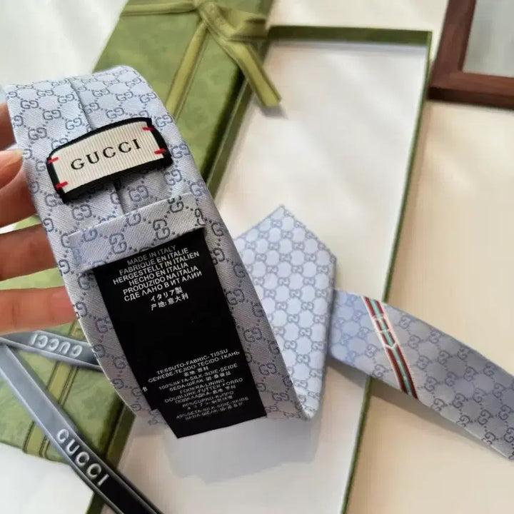 [BUNJANG] Gucci Tie - New / 구찌 넥타이