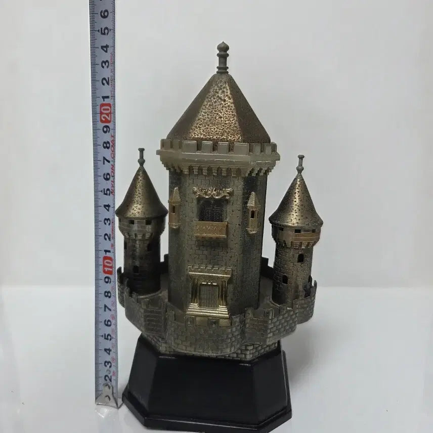 [SOLD OUT] 60년대 일본 오르골 마법의 성 금속 묵직