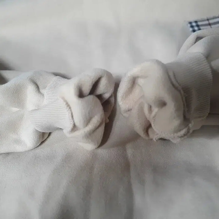 [BUNJANG] Attrangs Fleece Lined T-shirt / 아뜨랑스 기모 티셔츠 F