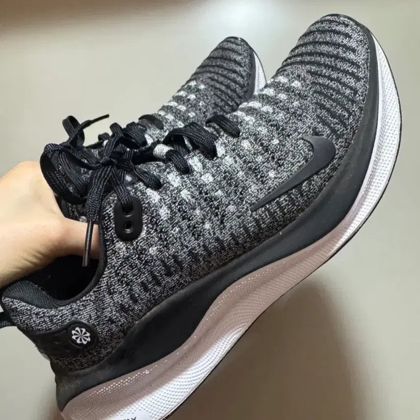 [BUNJANG] Nike Infinity Run 4 (240) / 나이키 인피니티 런 4 (240) / 2회 착용 거의 새상품